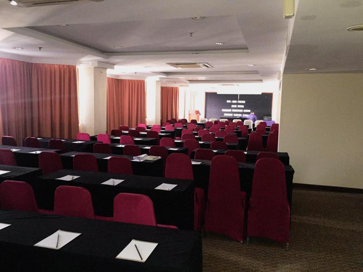 Hotel Grand Crystal Alor Setar Zewnętrze zdjęcie