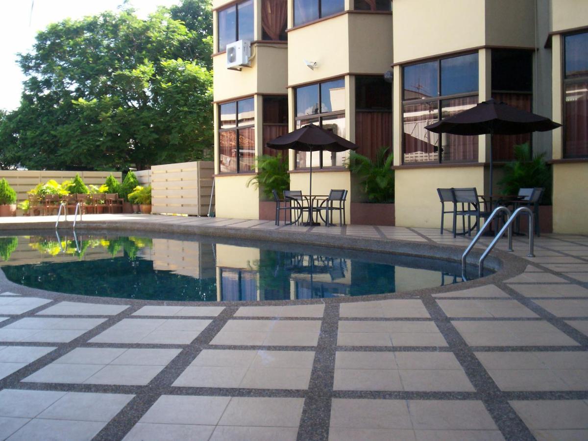 Hotel Grand Crystal Alor Setar Zewnętrze zdjęcie