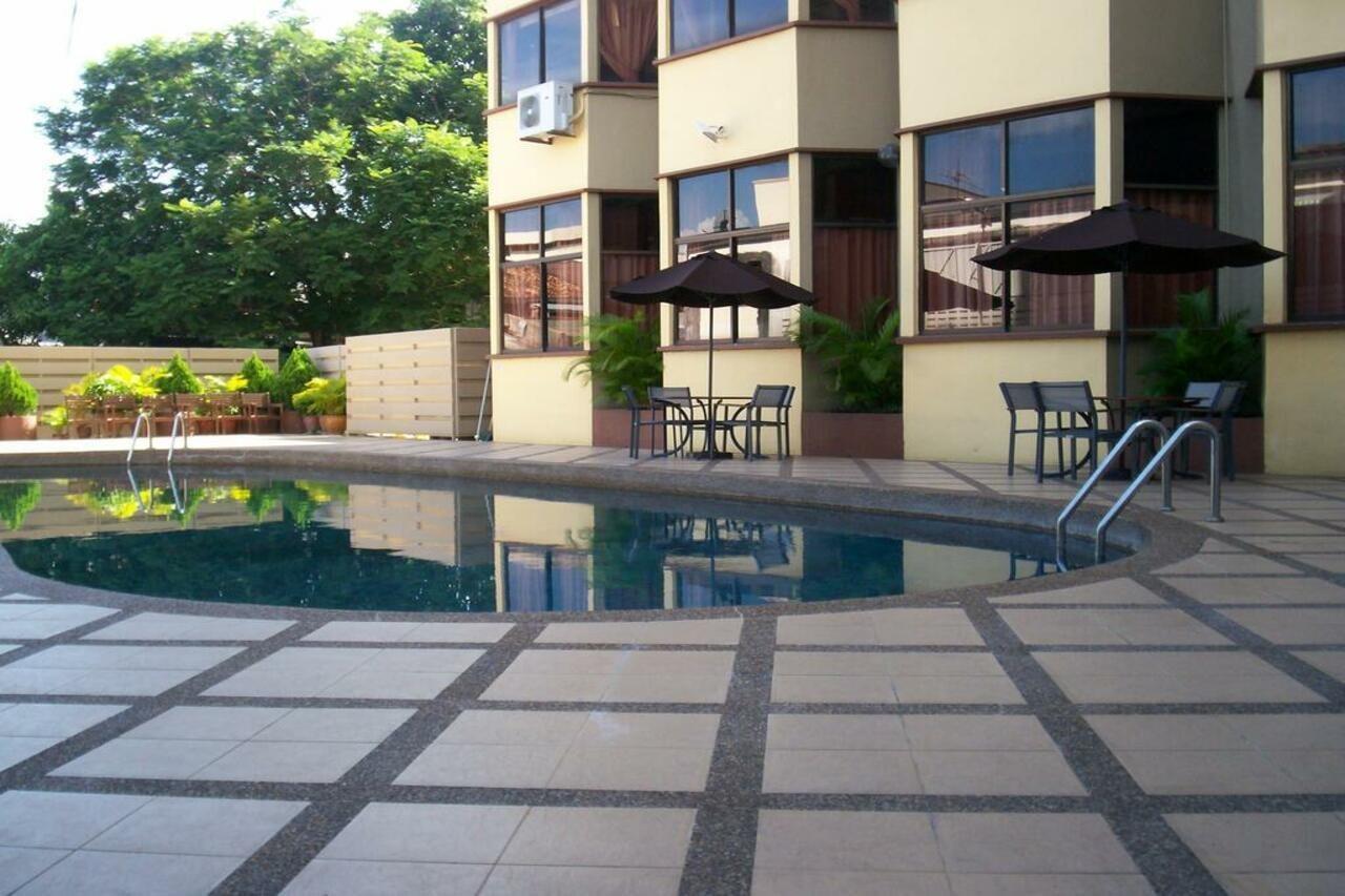Hotel Grand Crystal Alor Setar Zewnętrze zdjęcie
